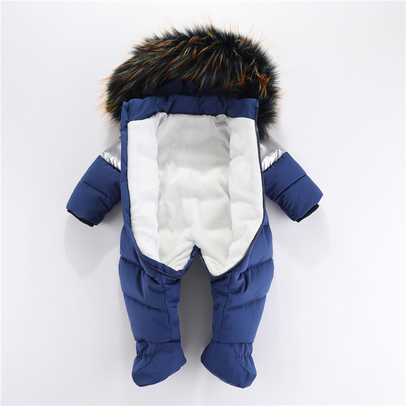 بدلة شتوية للأطفال حديثي الولا - مراجعة Baby Clothing Kit وسعره